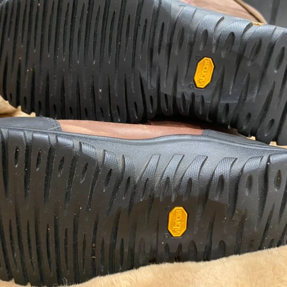 UGG Women's Adirondack Tall Boot - Picture 7 of 10